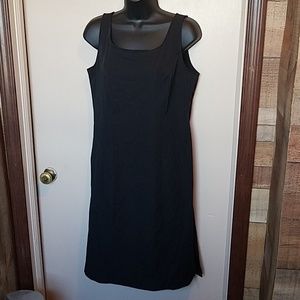 Old Navy Sleeveless Black Dress Size 8